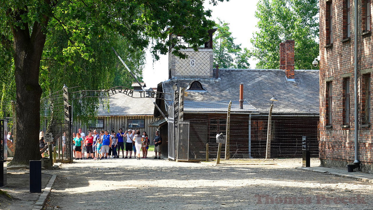 001  Auschwitz  nacistický koncentrační a vyhlazovací tábor _2019