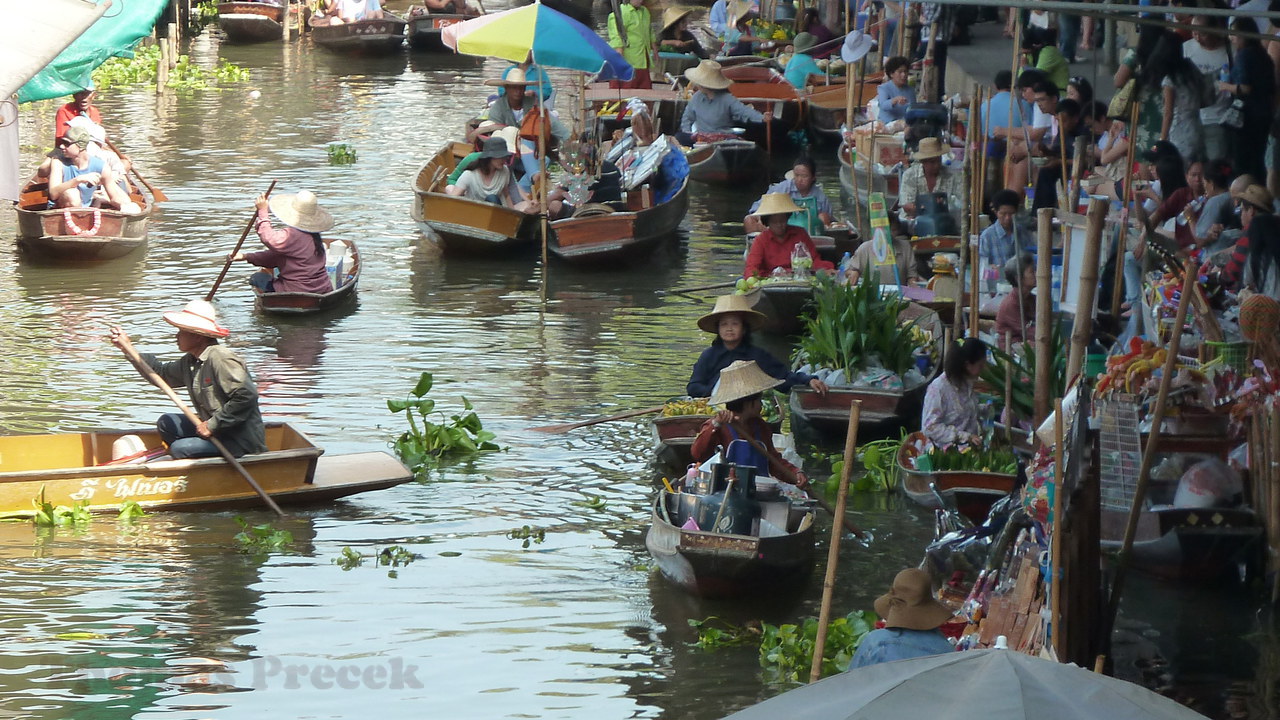  029.  Around Bangkok_2011-Damnoensaduak Floatig Market