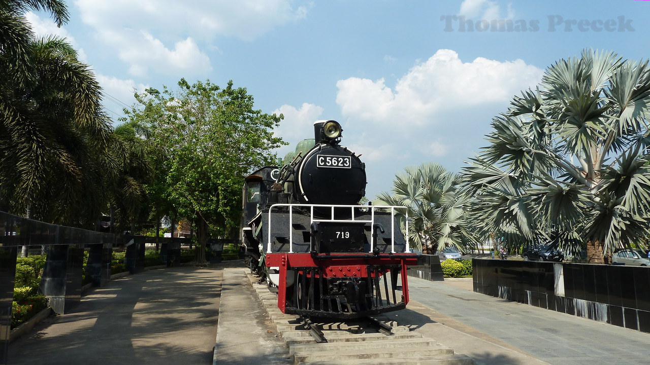  004.  Kanchanaburi_2011-World war II museum