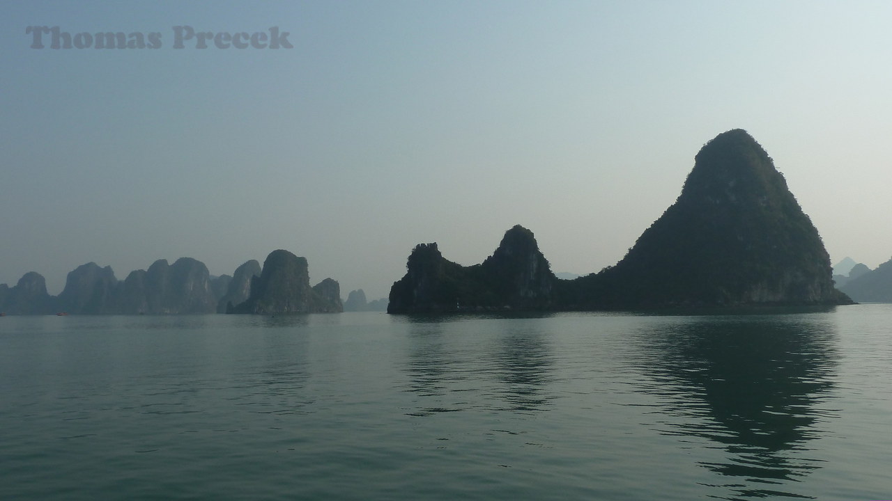  004. Ha Long Bay_2011