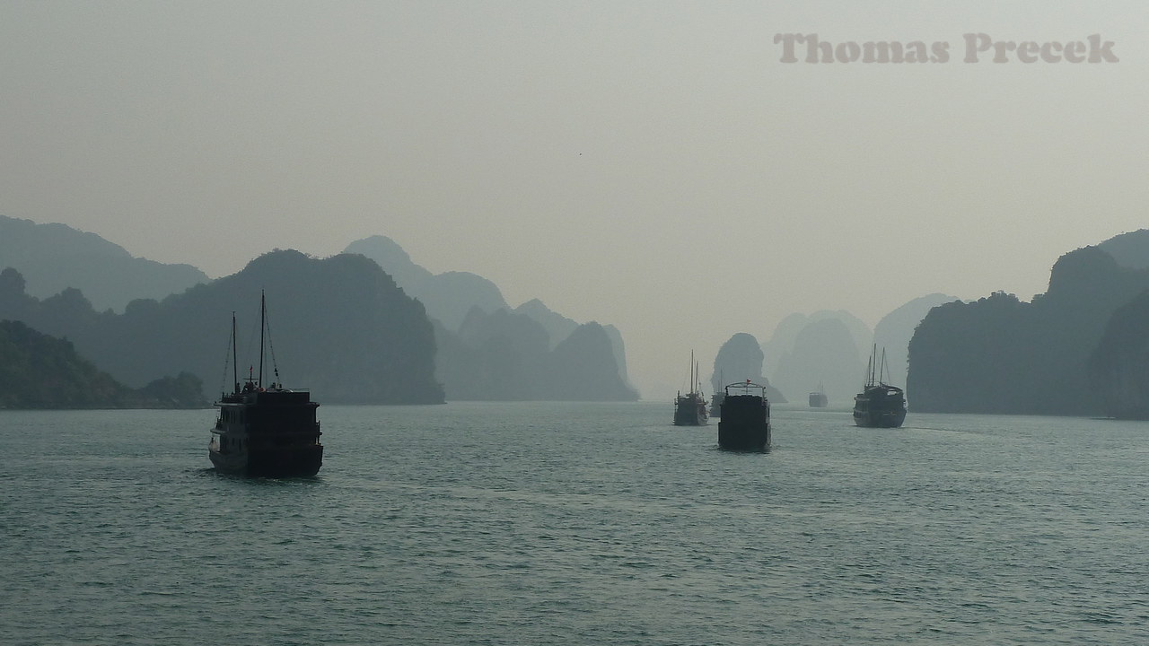  006. Ha Long Bay_2011