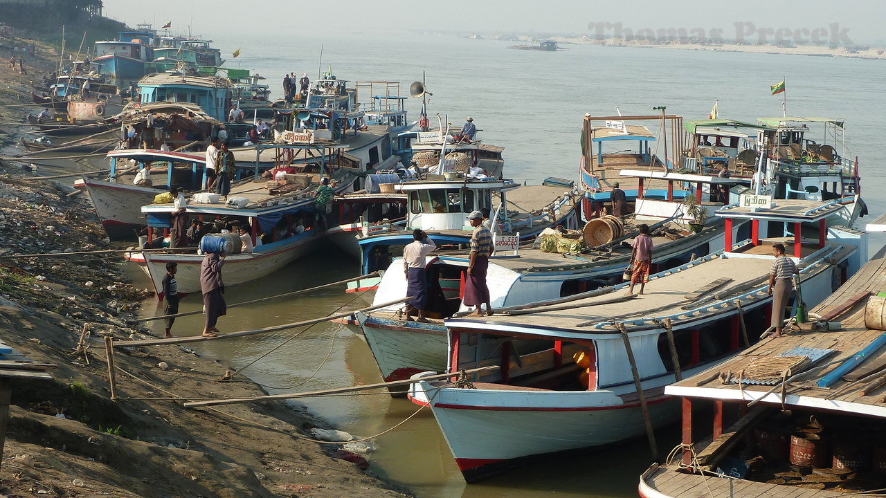  012.  Mandalay_2011-Ayeyarwady River