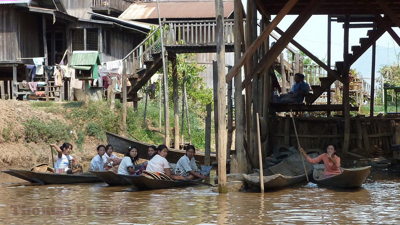  019. Inle lake_2011