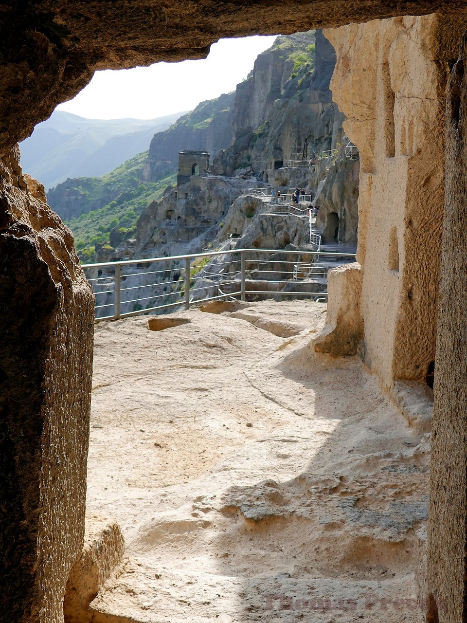 009  Vardzia Cave Monastery_2019